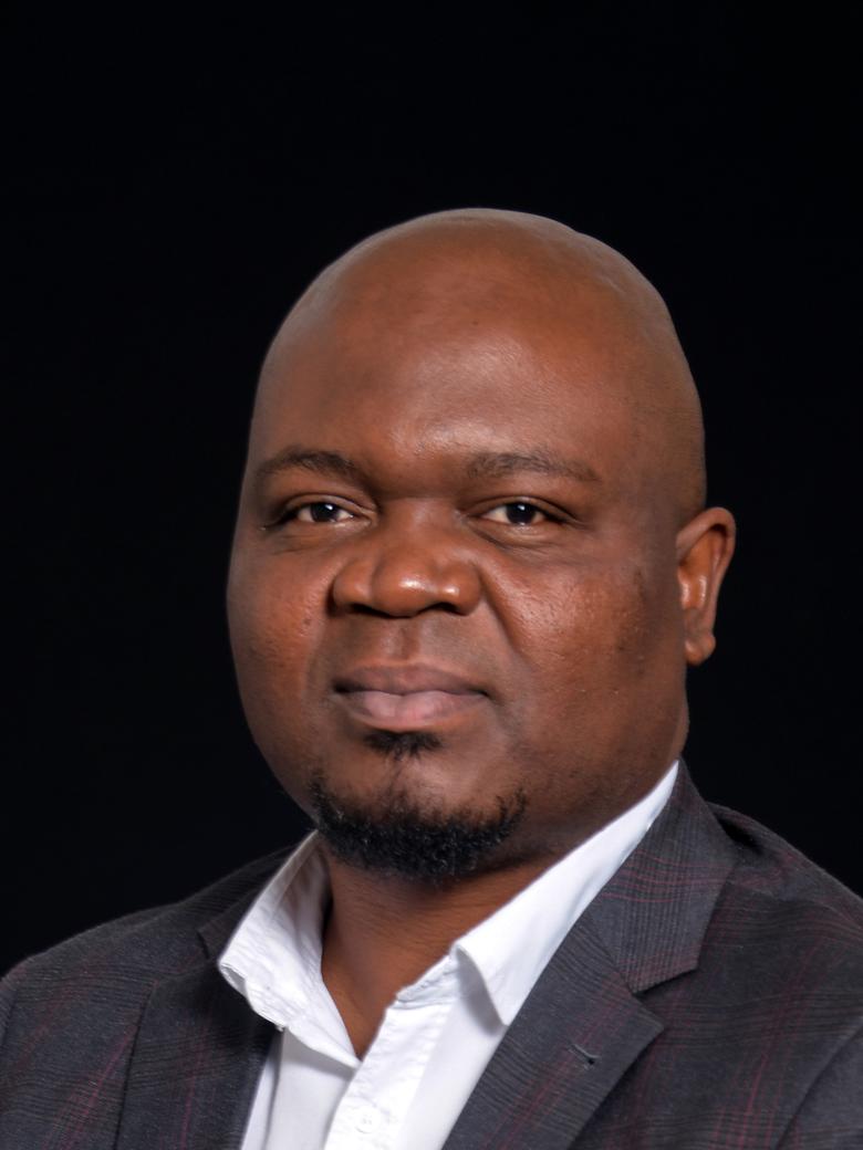 Prof R.P. Mbedzi.jpg